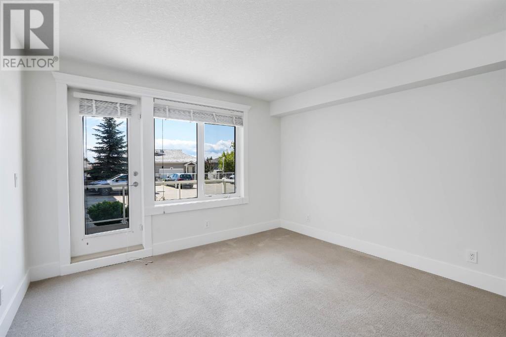 Single Family House for Sale in   Rocky Vista Gardens NW Rocky Ridge Calgary 