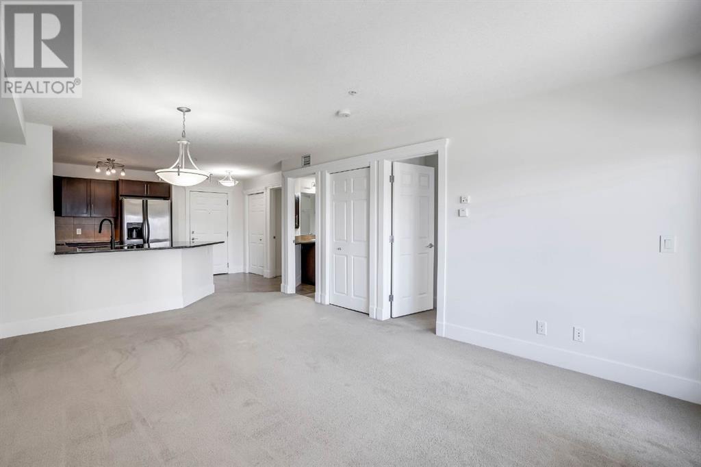 Single Family House for Sale in   Rocky Vista Gardens NW Rocky Ridge Calgary 