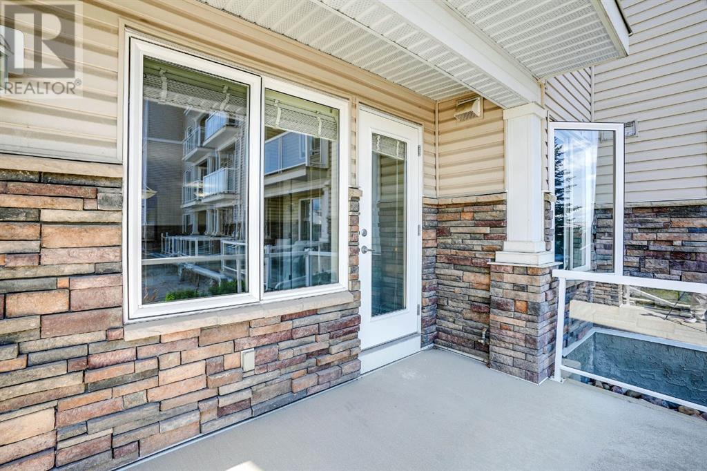 Single Family House for Sale in   Rocky Vista Gardens NW Rocky Ridge Calgary 