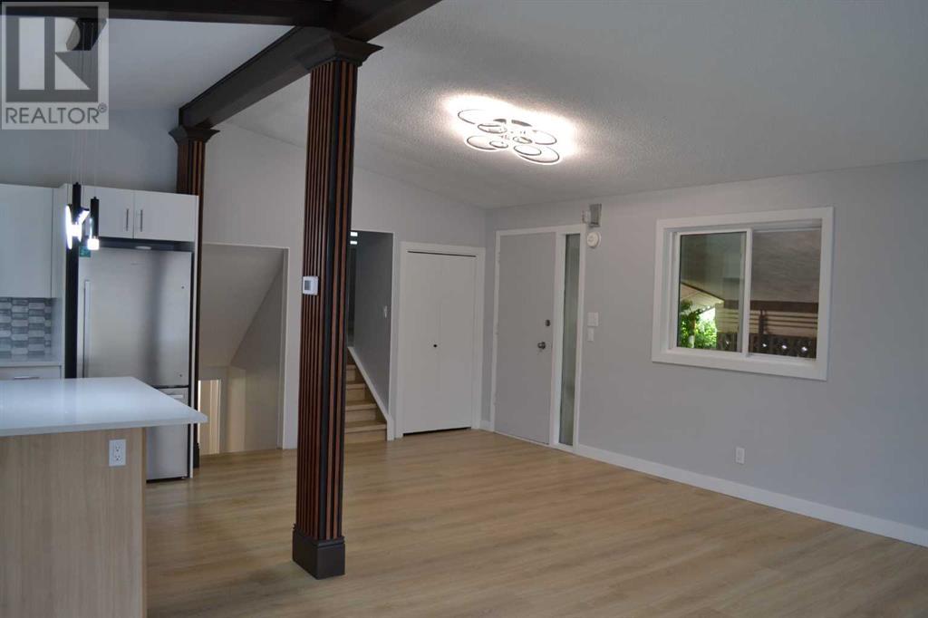 Single Family House 4 Level for Sale in  Tregullas Street NW Thorncliffe Calgary 