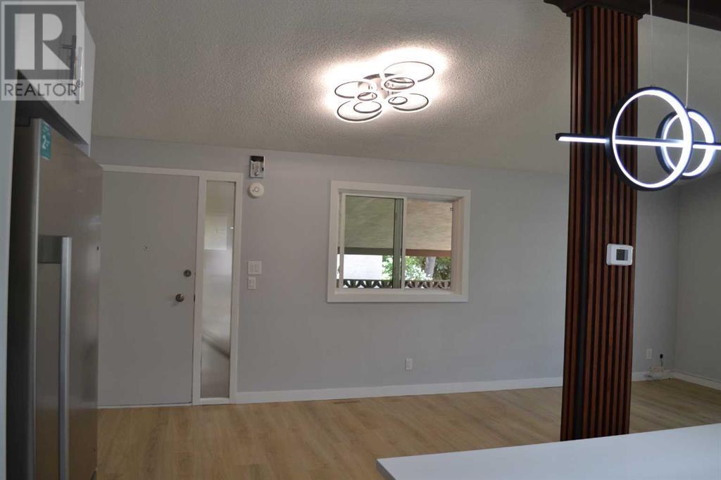 Single Family House 4 Level for Sale in  Tregullas Street NW Thorncliffe Calgary 