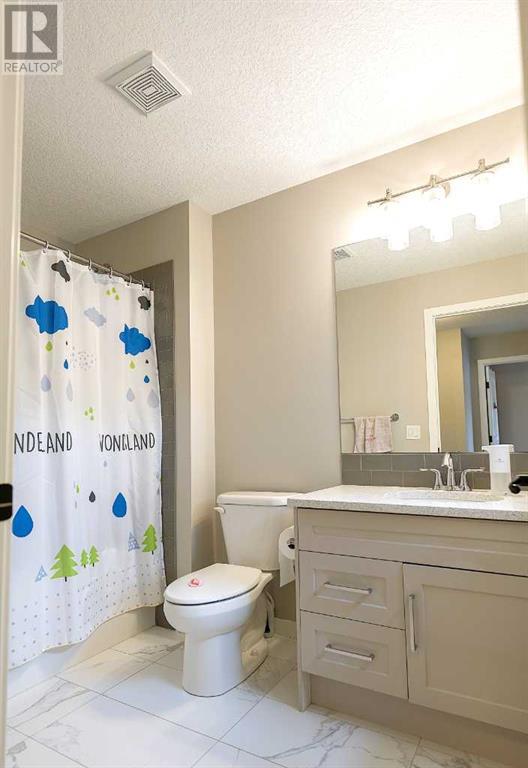 Single Family House for Sale in  Legacy Woods Place SE Legacy Calgary 