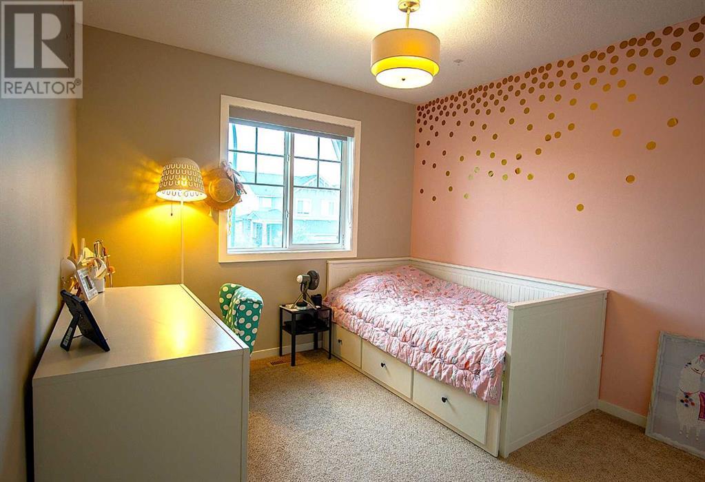 Single Family House for Sale in  Legacy Woods Place SE Legacy Calgary 