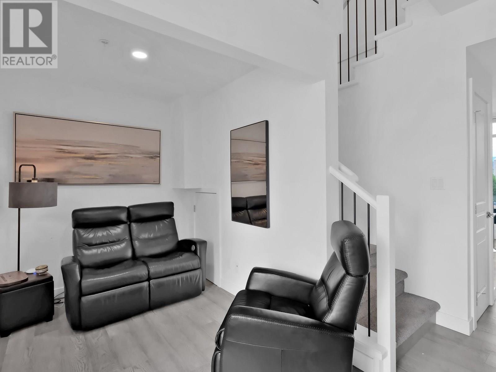 106 1151 Sunset Drive, Kelowna
