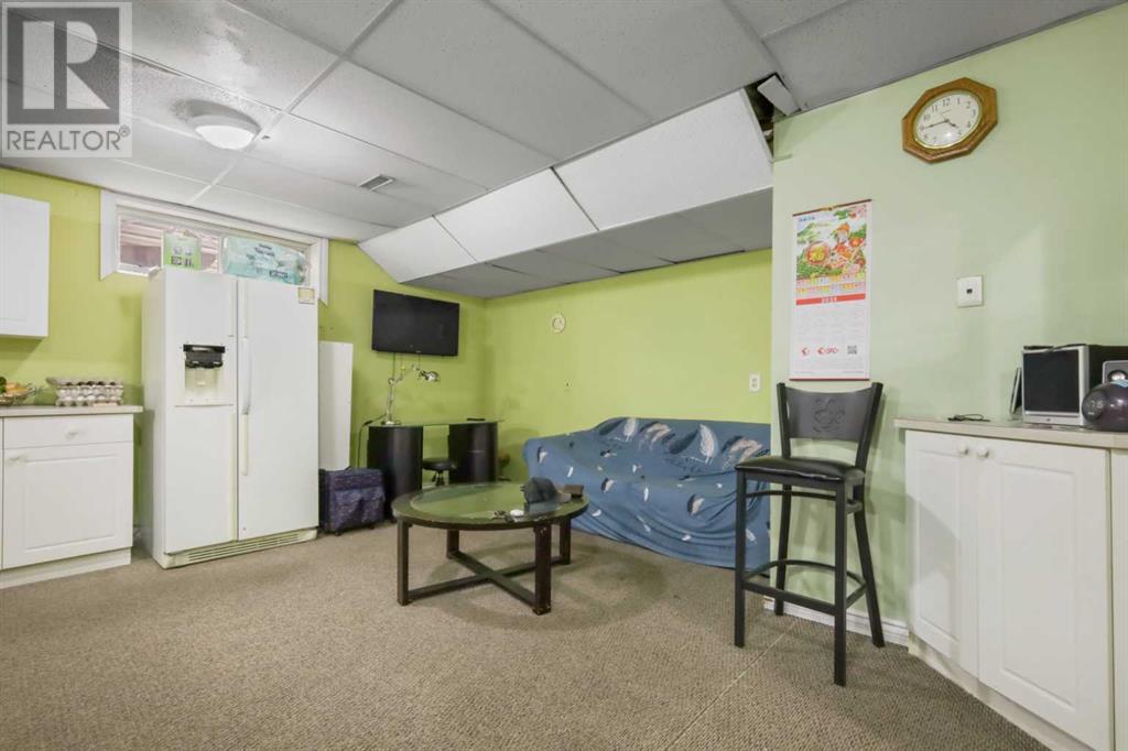 Single Family House for Sale in  Coventry Green NE Coventry Hills Calgary 