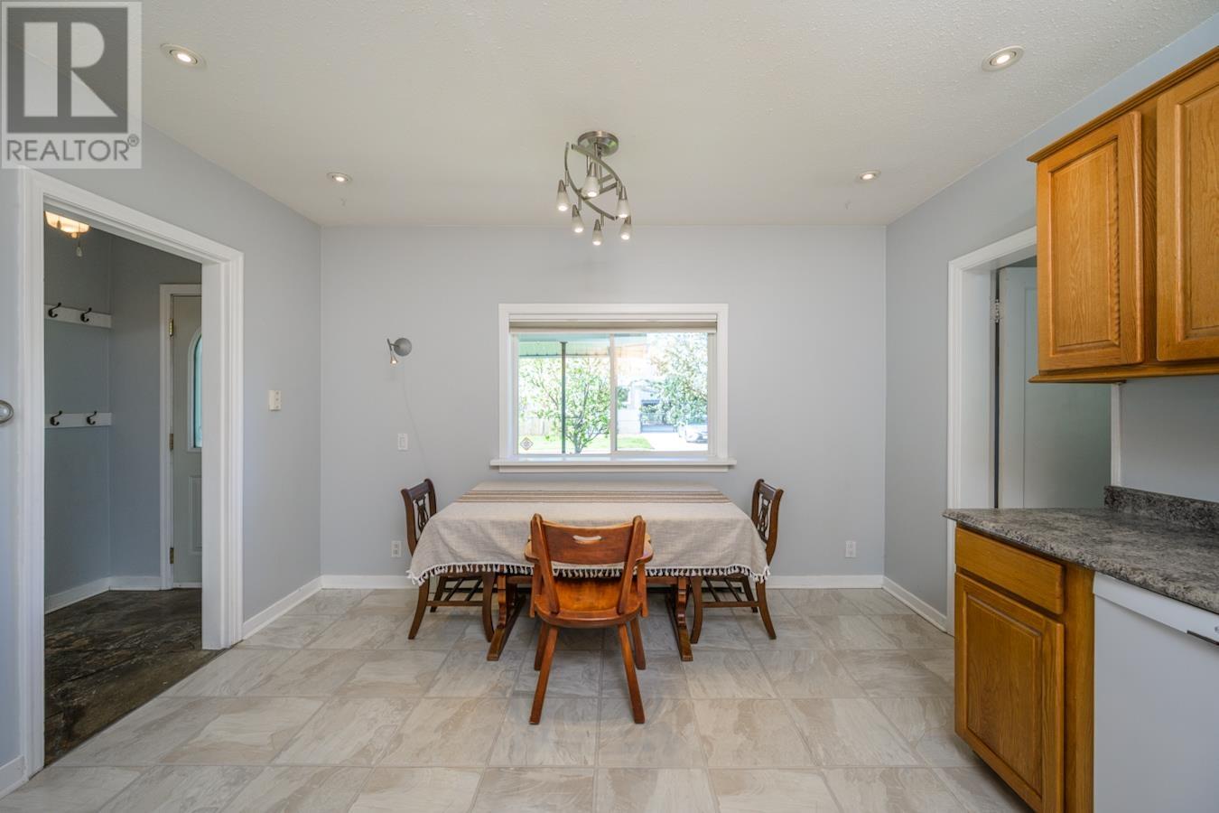 Photo 7 of 2198 Laurier Crescent, Prince George BC