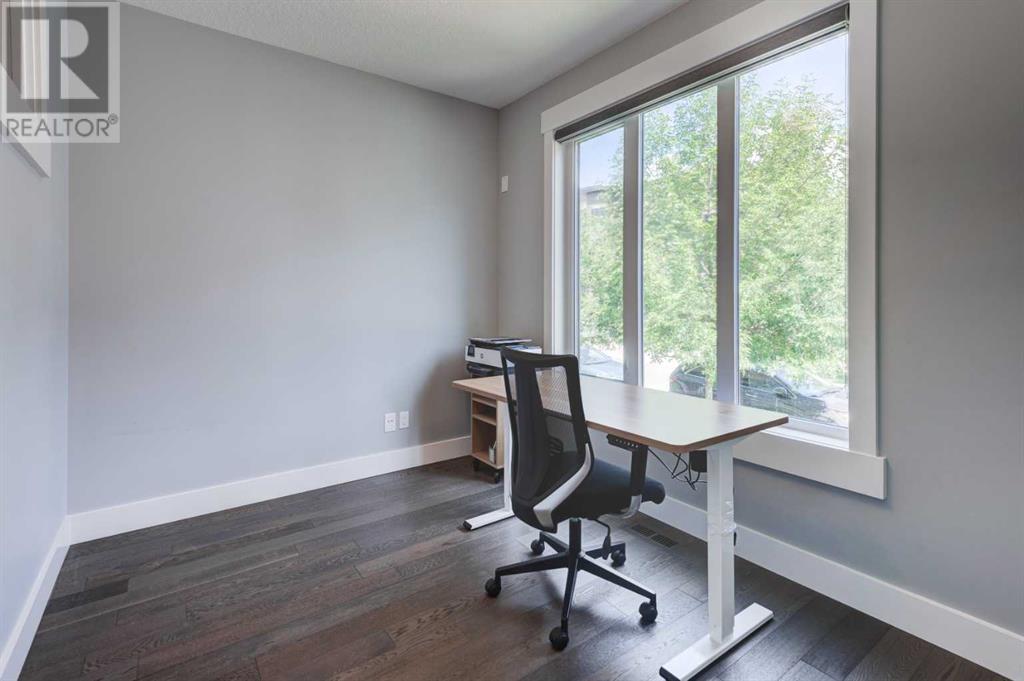 Single Family House for Sale in  Burma Star Road SW Currie Barracks Calgary 