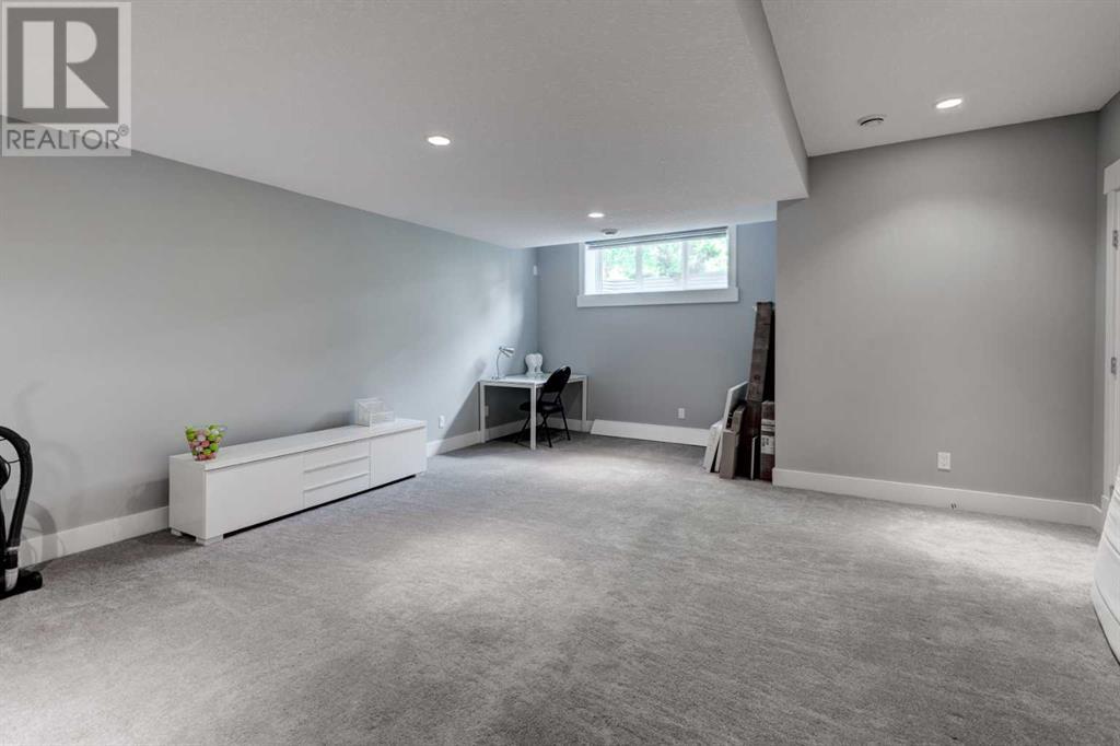 Single Family House for Sale in  Burma Star Road SW Currie Barracks Calgary 