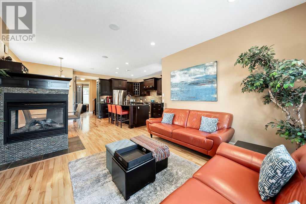 Single Family House for Sale in   Avenue NW Montgomery Calgary 