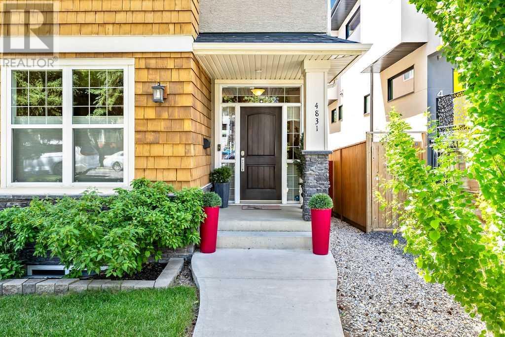 Single Family House for Sale in   Avenue NW Montgomery Calgary 