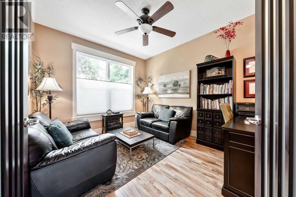 Single Family House for Sale in   Avenue NW Montgomery Calgary 