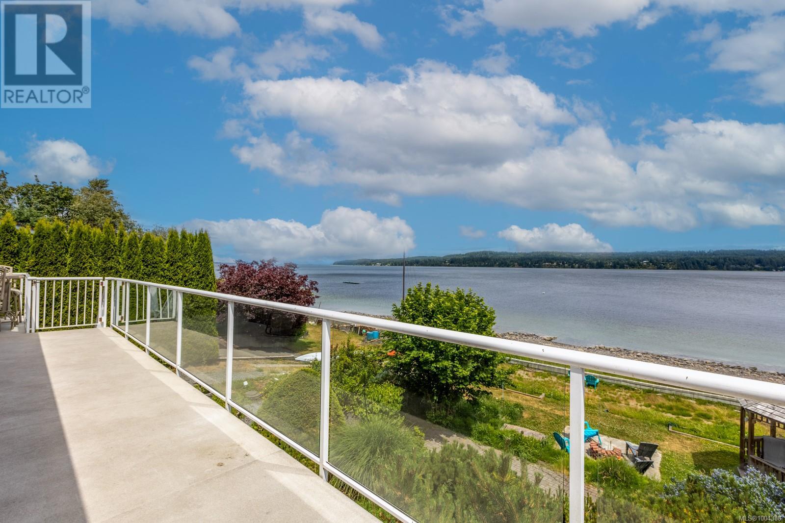 Photo 2 of 6800 Buckley Bay Frontage Rd, Fanny Bay BC