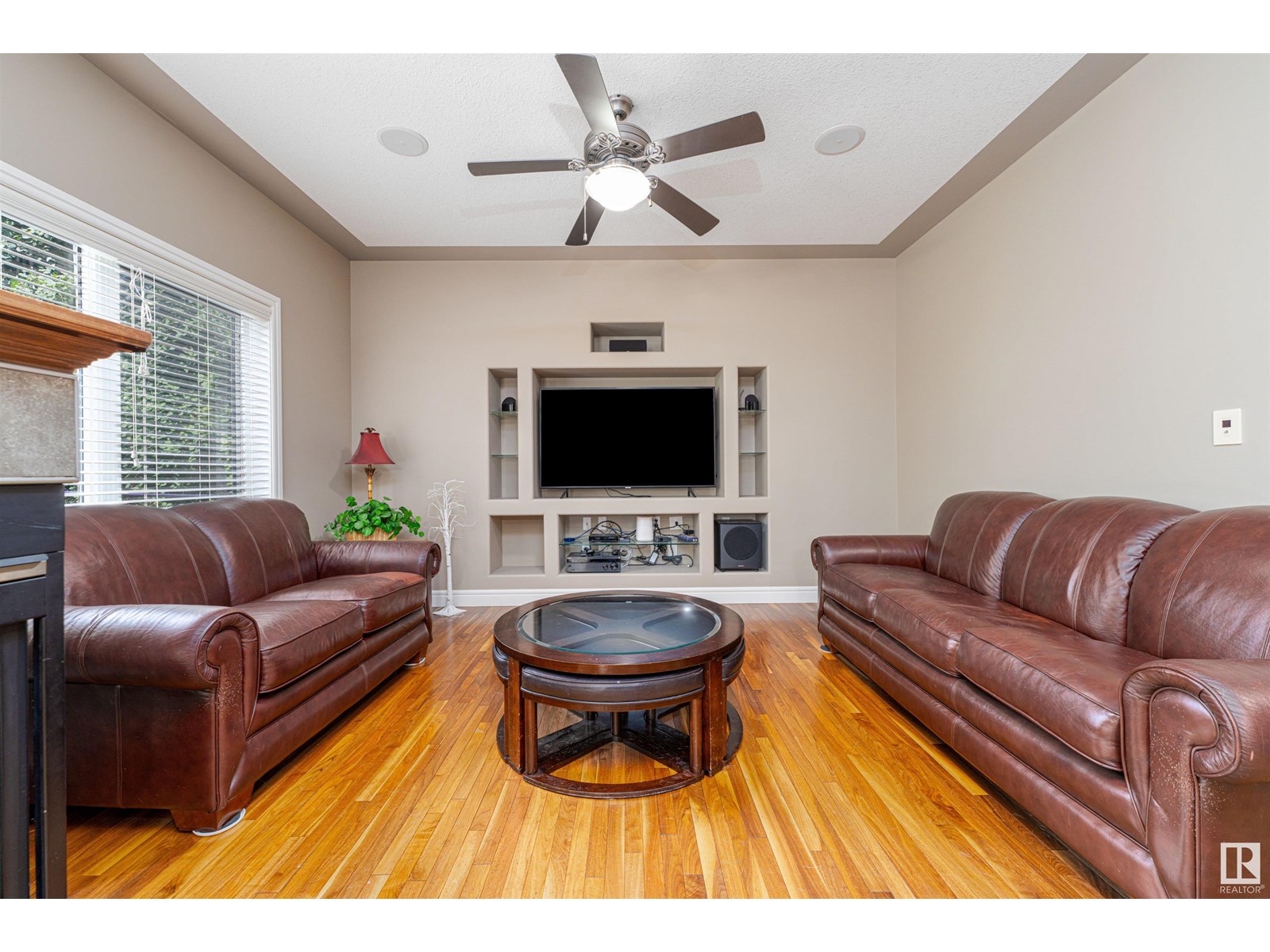 Photo 27 of 86 Oak Vista Dr, St Albert AB
