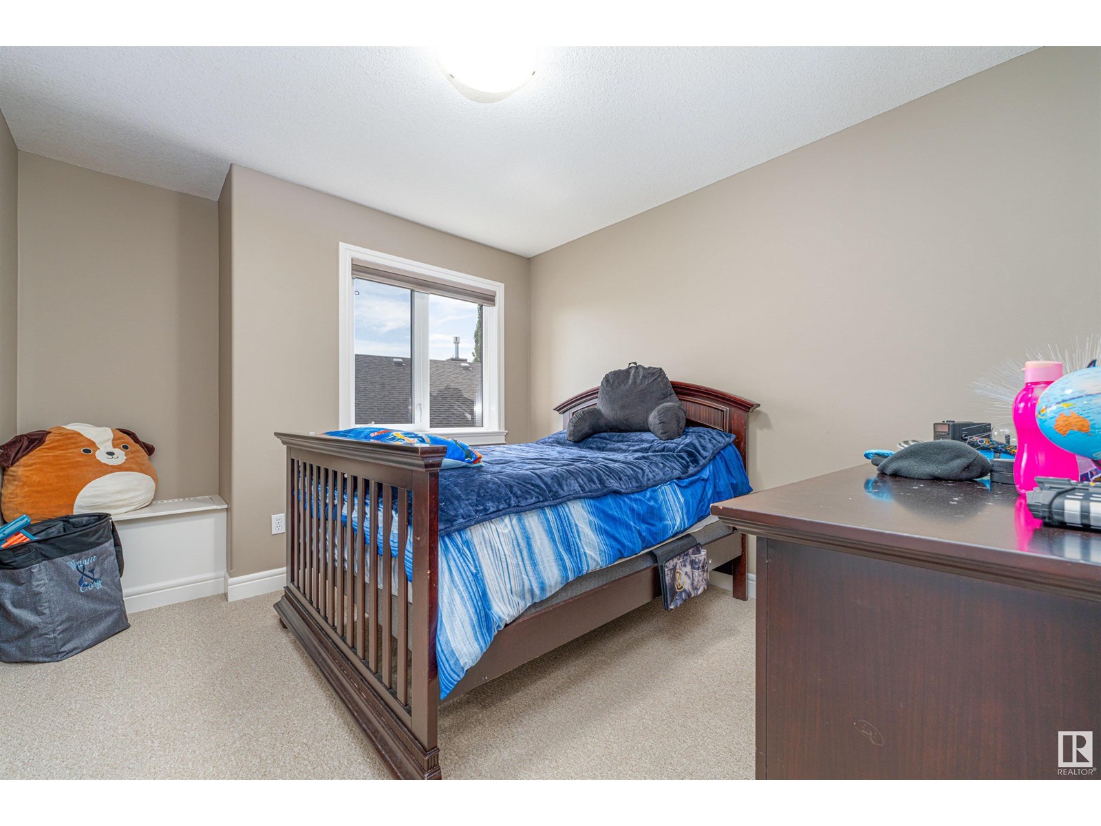 Photo 4 of 86 Oak Vista Dr, St Albert AB