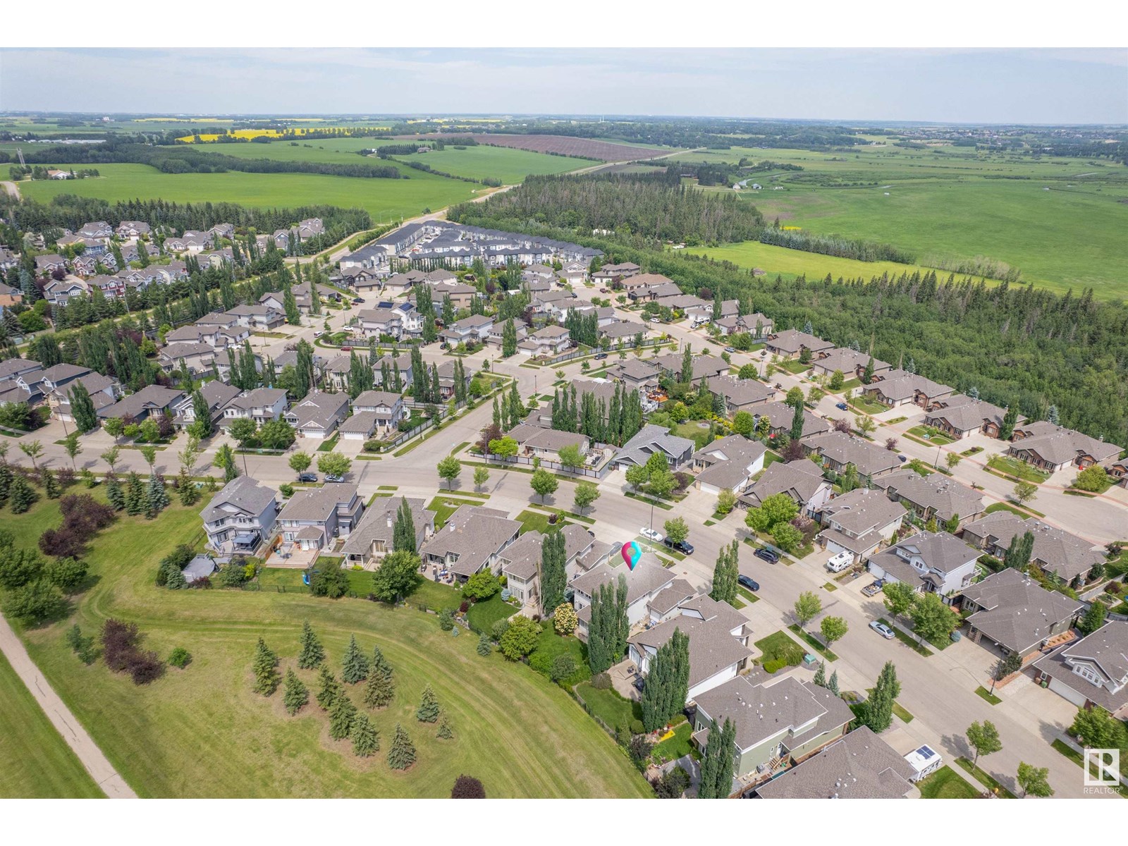 Photo 8 of 86 Oak Vista Dr, St Albert AB