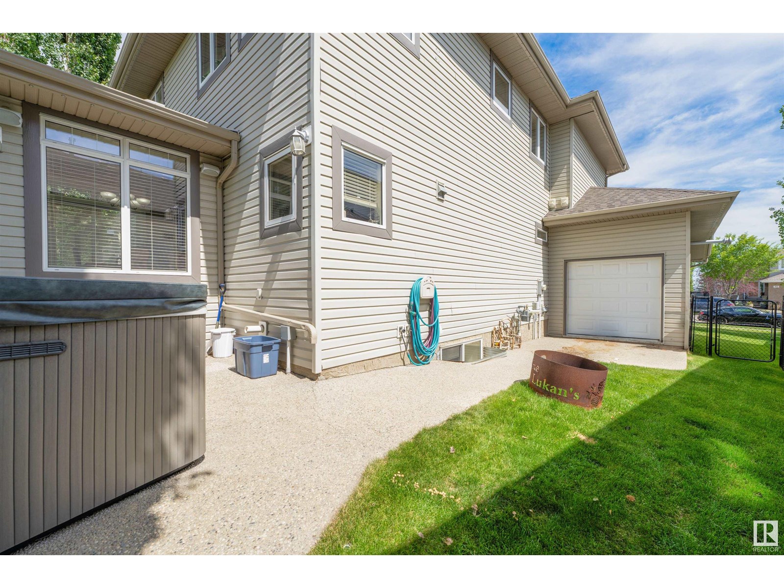Photo 23 of 86 Oak Vista Dr, St Albert AB
