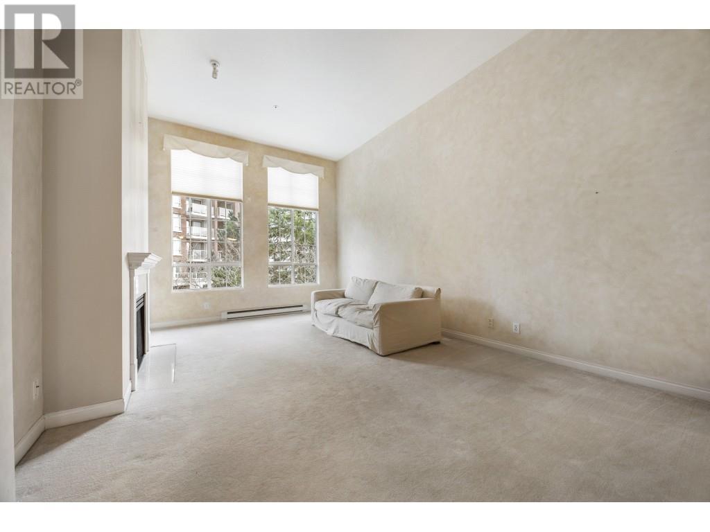 Photo 2 of 427 5835 Hampton Place, Vancouver BC
