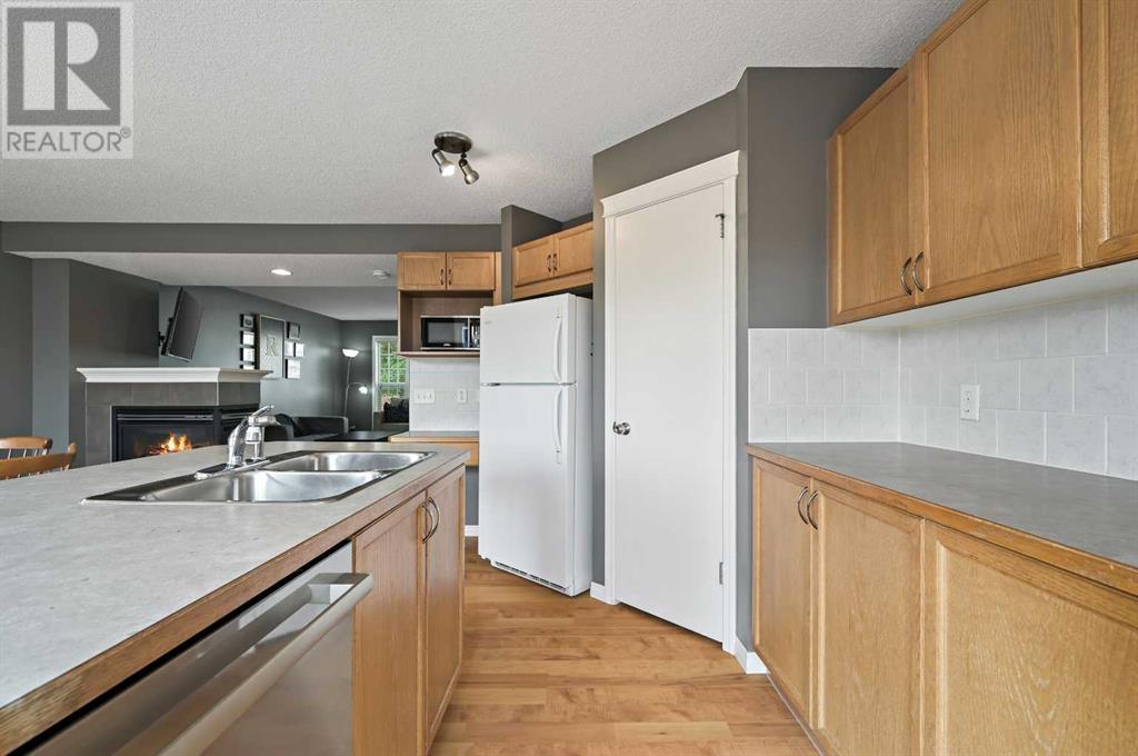 Single Family House for Sale in  Tuscany Drive NW Tuscany Calgary 