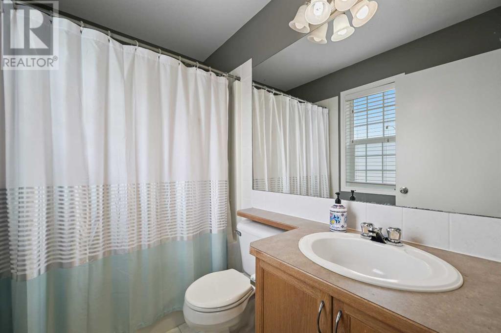 Single Family House for Sale in  Tuscany Drive NW Tuscany Calgary 