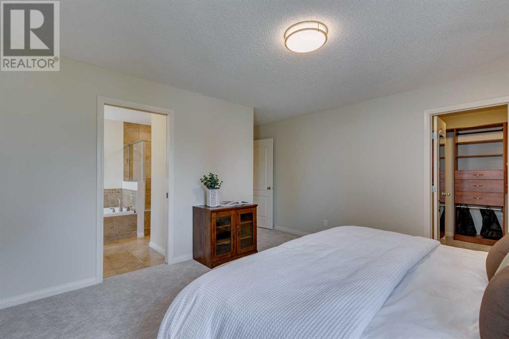 Single Family House for Sale in  Cranridge Heights SE Cranston Calgary 