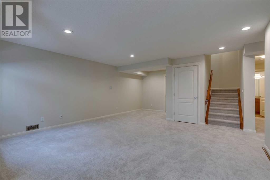 Single Family House for Sale in  Cranridge Heights SE Cranston Calgary 