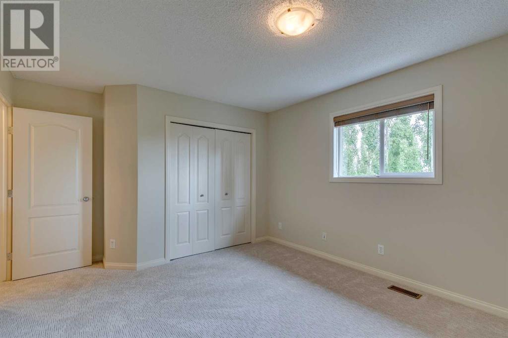 Single Family House for Sale in  Cranridge Heights SE Cranston Calgary 