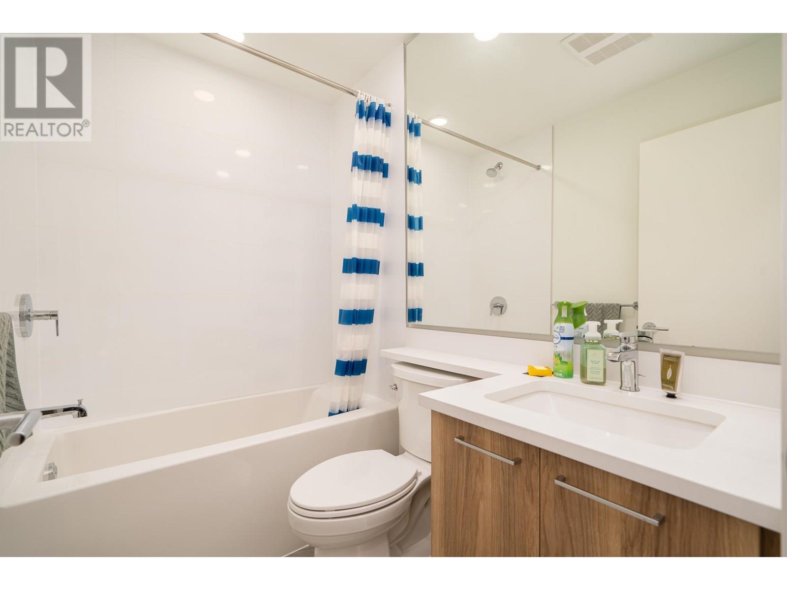 Photo 14 of 409 7588 16th Street, Burnaby BC