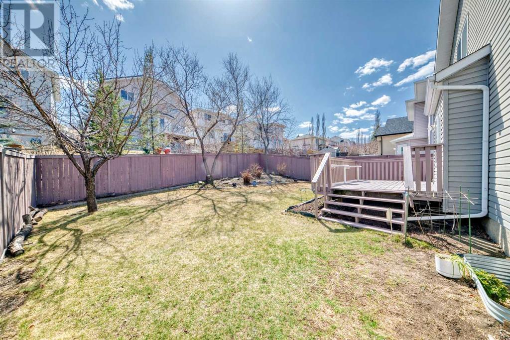 Single Family House for Sale in  Edgebrook Drive NW Edgemont Calgary 