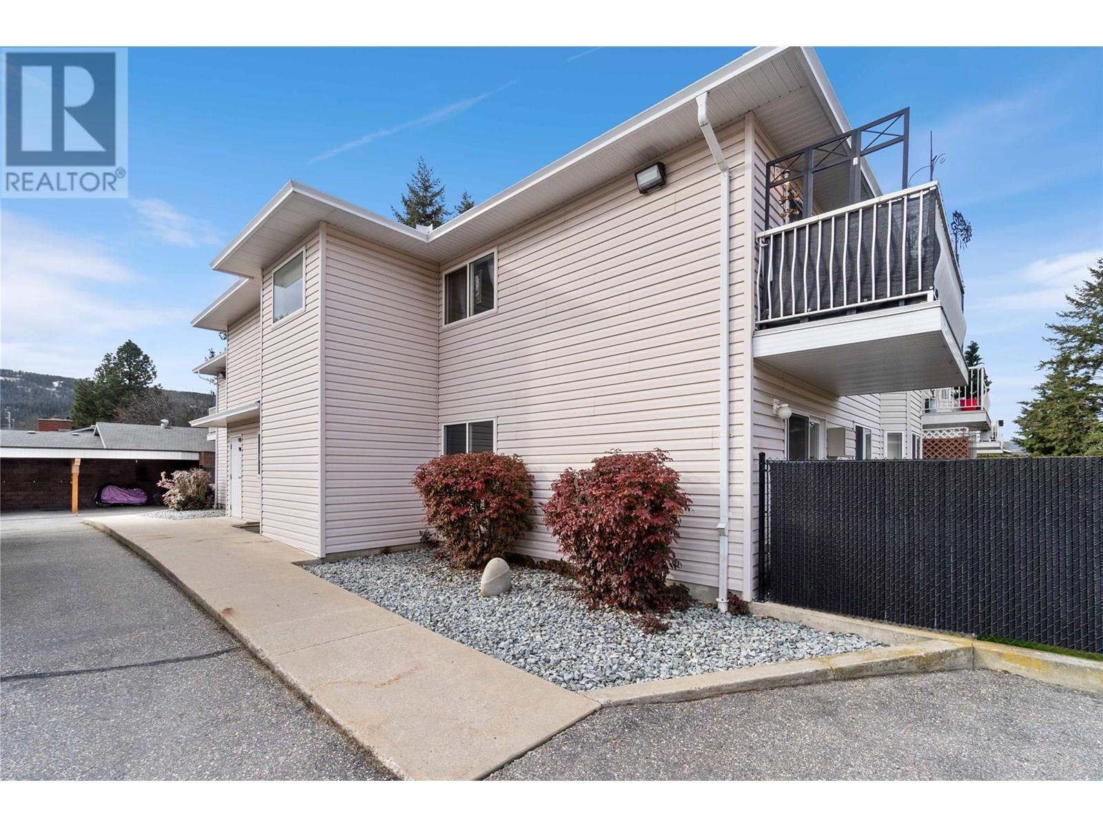 210 211 Kildonan Avenue, Enderby