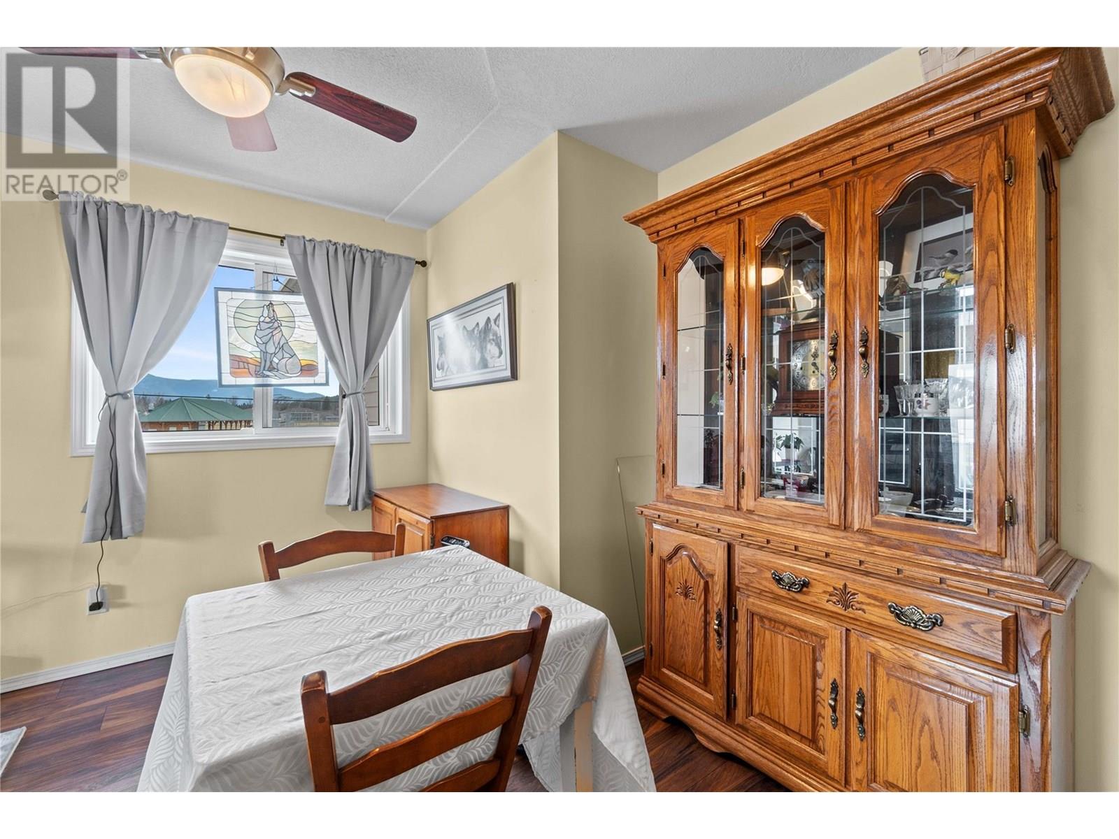210 211 Kildonan Avenue, Enderby