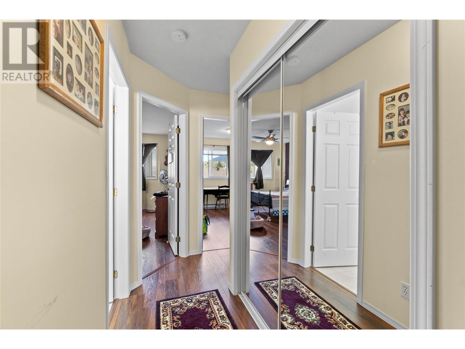 210 211 Kildonan Avenue, Enderby