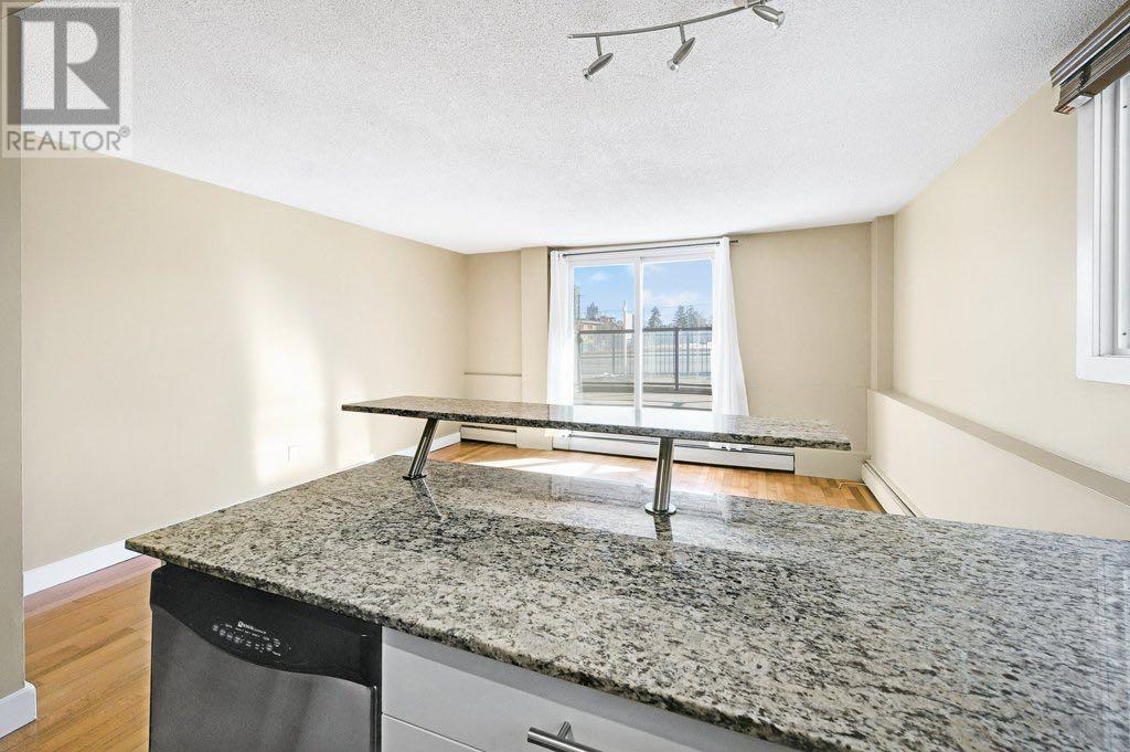 Single Family House for Sale in    Street SW Bankview Calgary 
