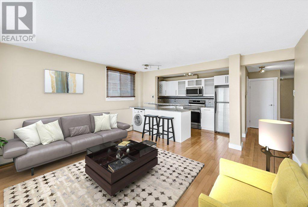 Single Family House for Sale in    Street SW Bankview Calgary 