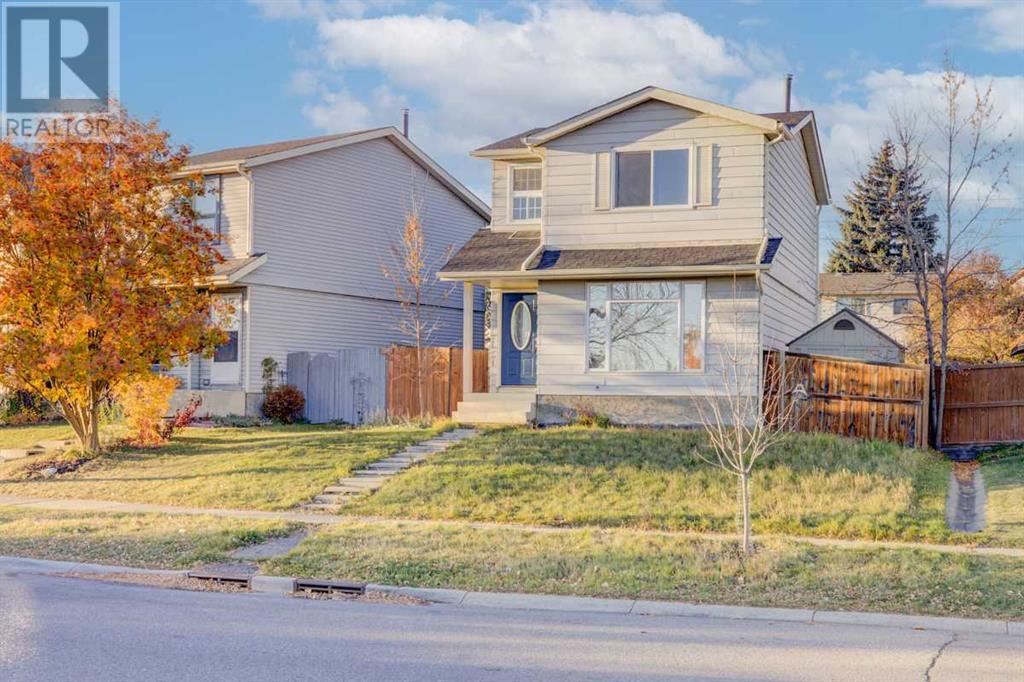 171 Erin Woods Drive SE, Calgary, Alberta