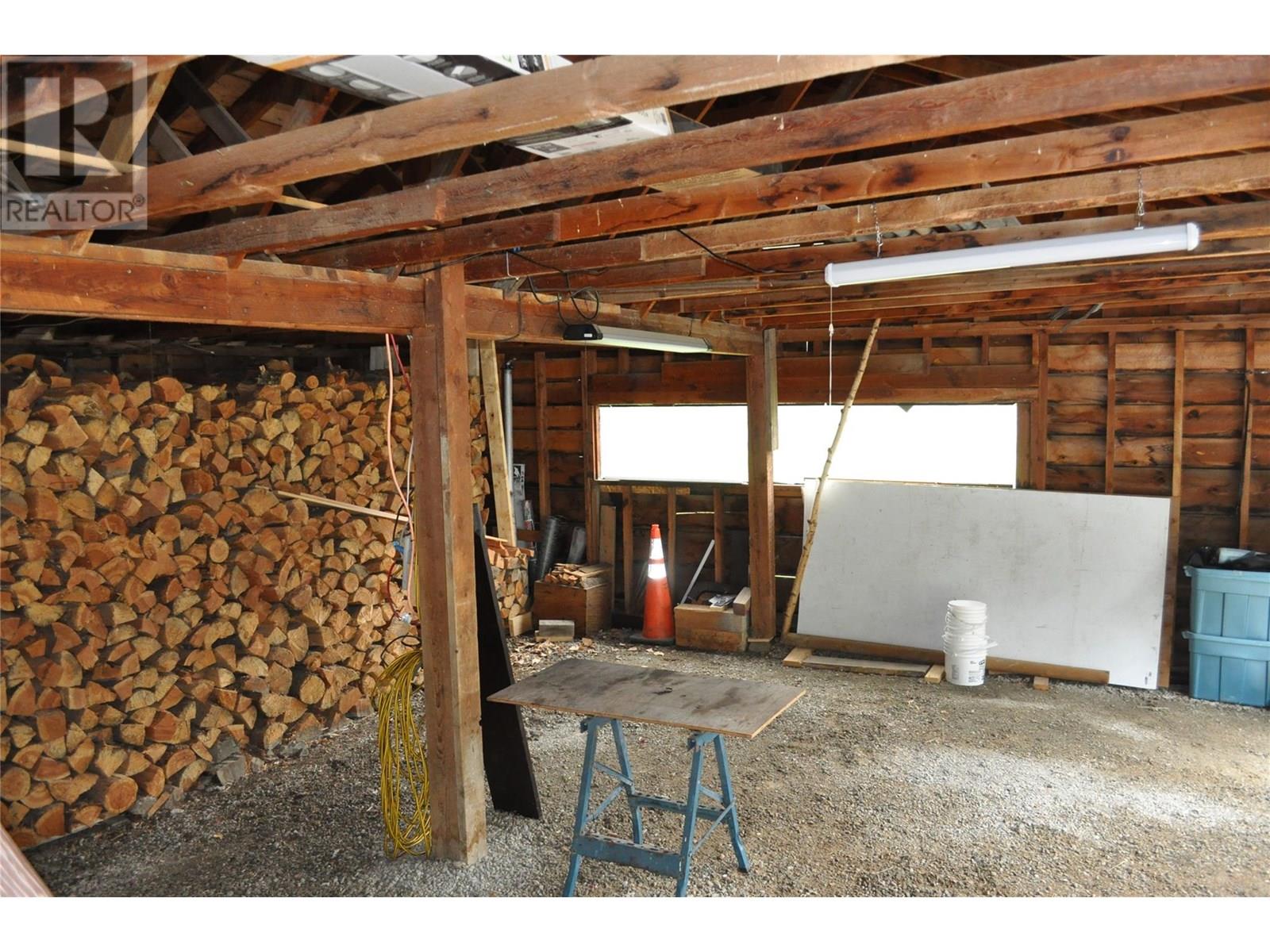 6520 Deadman Vidette Road - 33