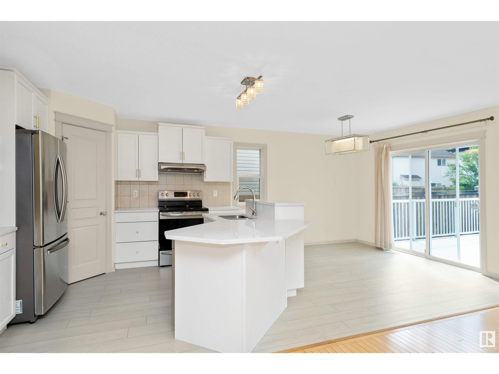 Photo 30 of 1609 Hodgson Co Nw, Edmonton AB