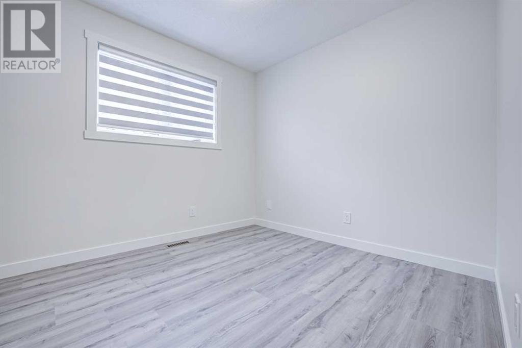 Single Family House Bungalow for Sale in  Edenwold Drive NW Edgemont Calgary 