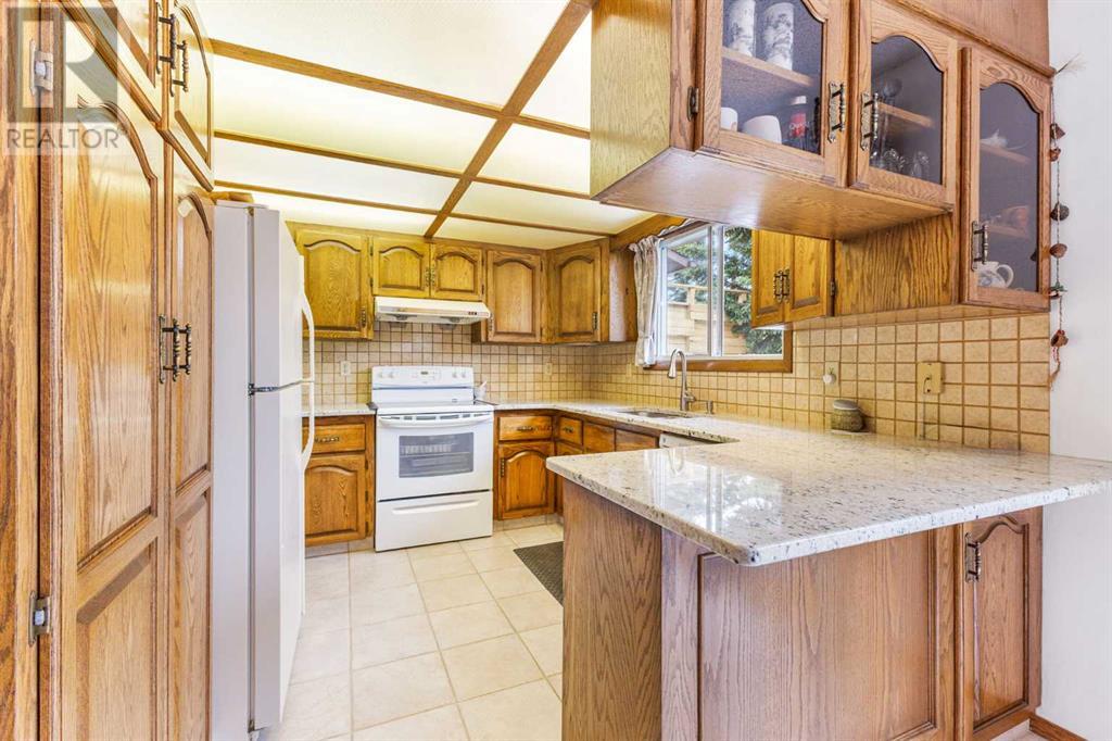 Single Family House for Sale in  Edforth Way NW Edgemont Calgary 