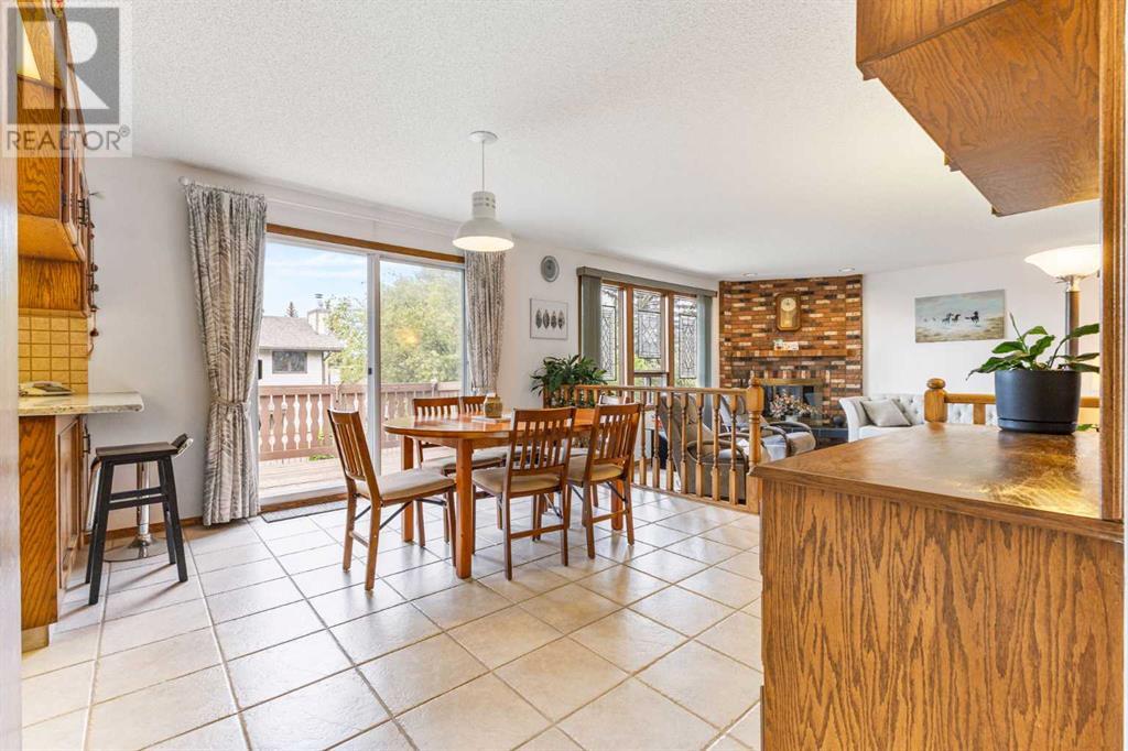 Single Family House for Sale in  Edforth Way NW Edgemont Calgary 