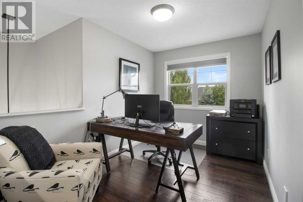 Single Family House for Sale in  Cranleigh Park SE Cranston Calgary 