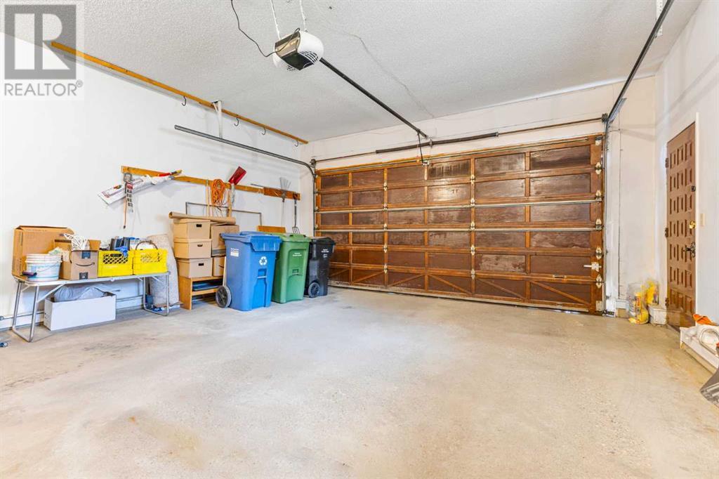 Single Family House for Sale in  Edforth Way NW Edgemont Calgary 