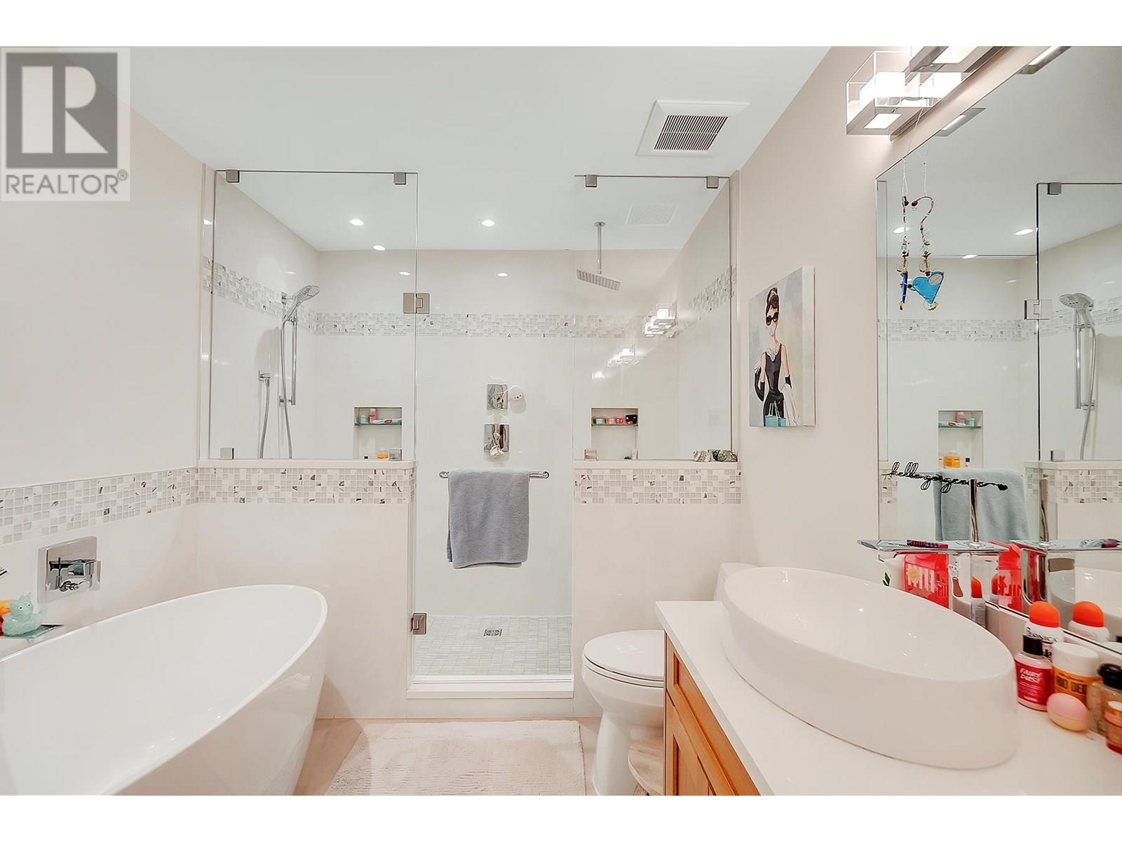 3706 SOUTHRIDGE PLACE, West Vancouver