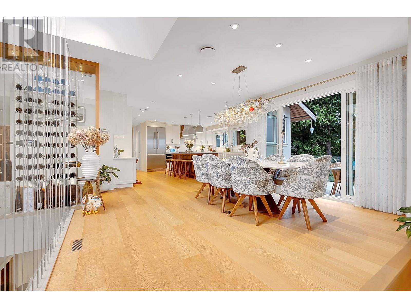 3706 SOUTHRIDGE PLACE, West Vancouver