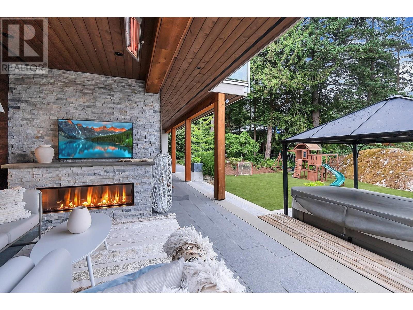 3706 SOUTHRIDGE PLACE, West Vancouver