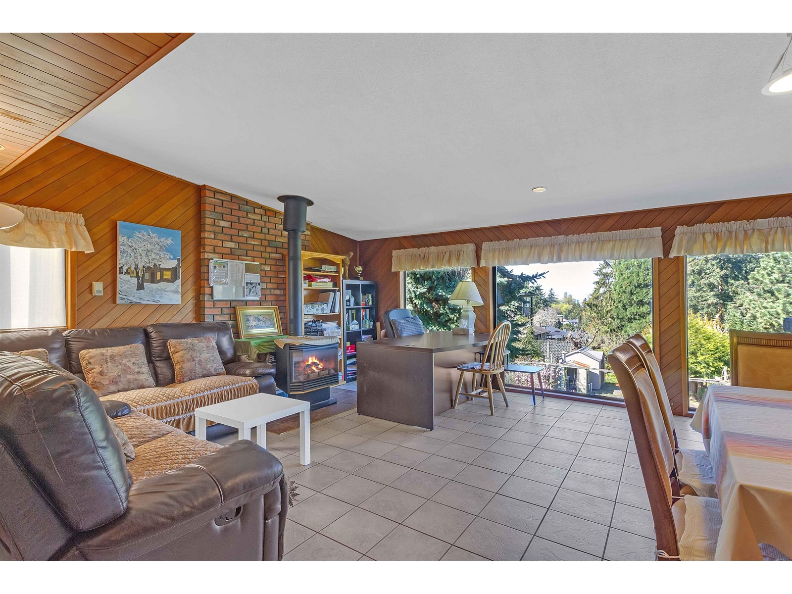 Photo 14 of 11331 136 Street, Surrey BC