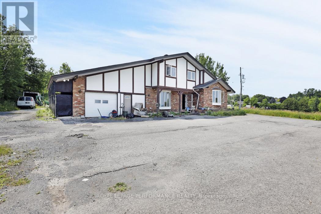 Photo 8 of 1016 Old Montreal Road, Ottawa ON