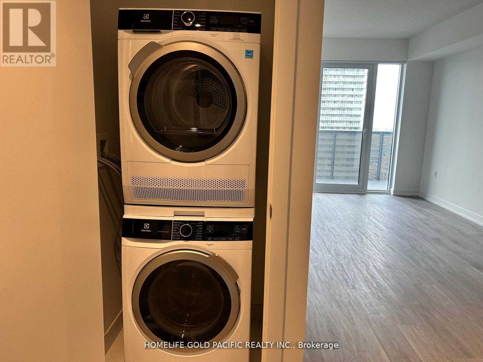 Photo 1 of 3506 55 Cooper Street, Toronto ON