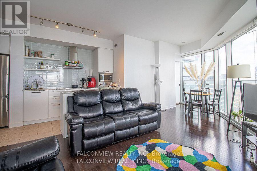 Photo 16 of 4902 12 York Street, Toronto ON