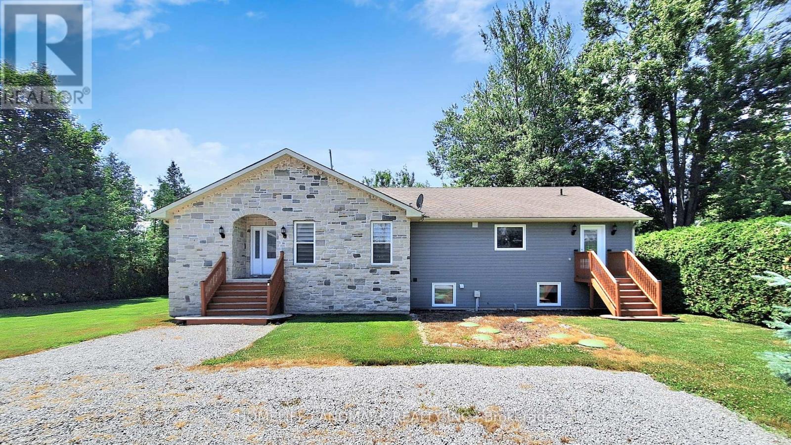 Photo 1 of 1662 Lakeshore Drive, Ramara ON