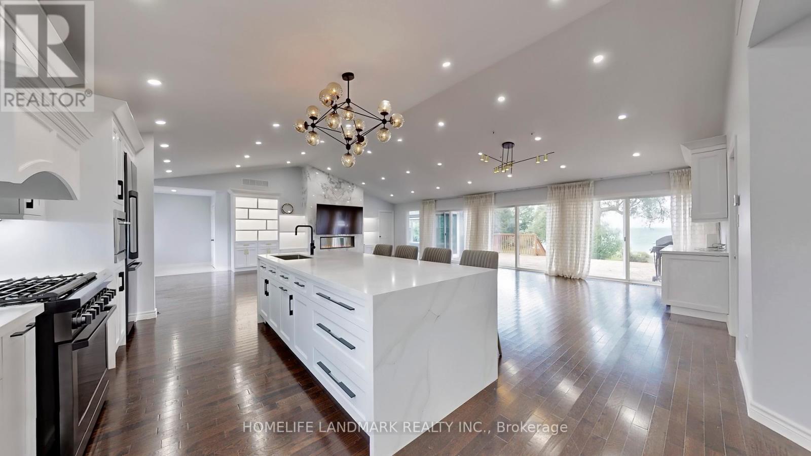 Photo 11 of 1662 Lakeshore Drive, Ramara ON